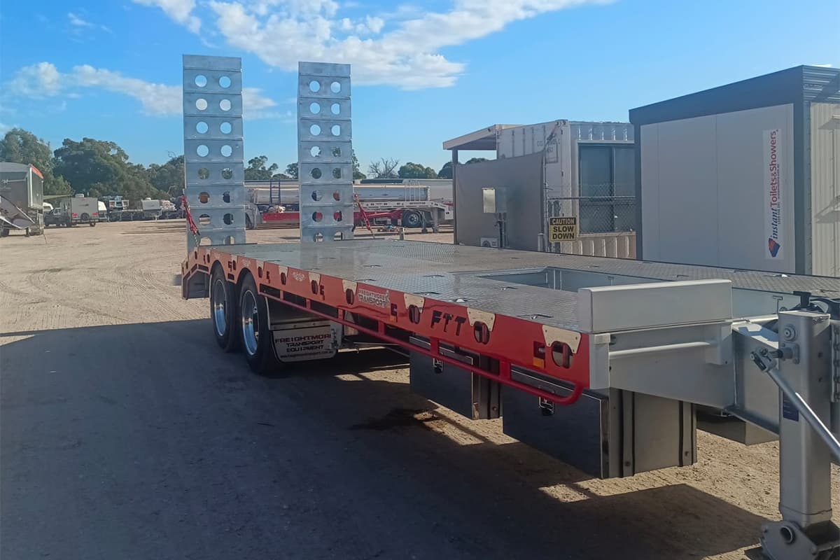 Tag Trailers