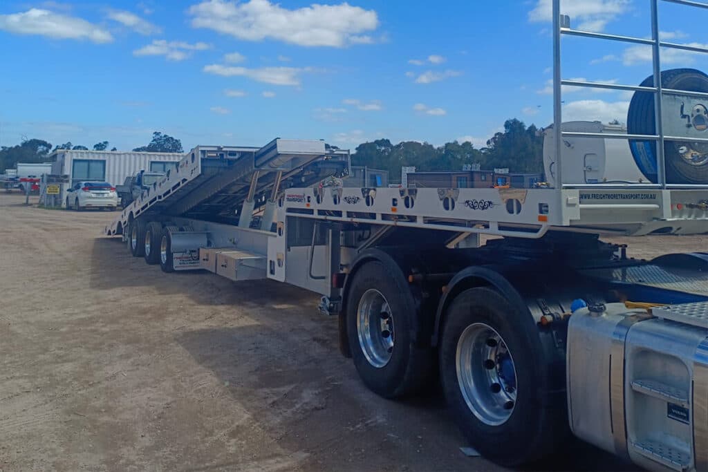 45FT Tri Axle Super Tilt Extendable