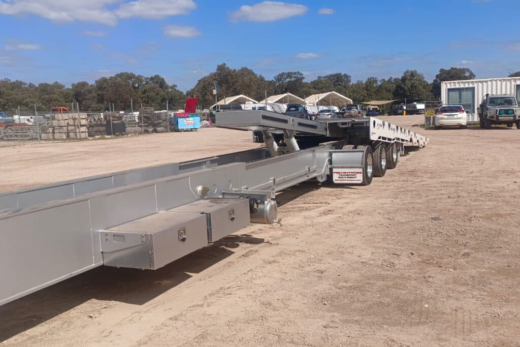 45FT Tri Axle Super Tilt Extendable