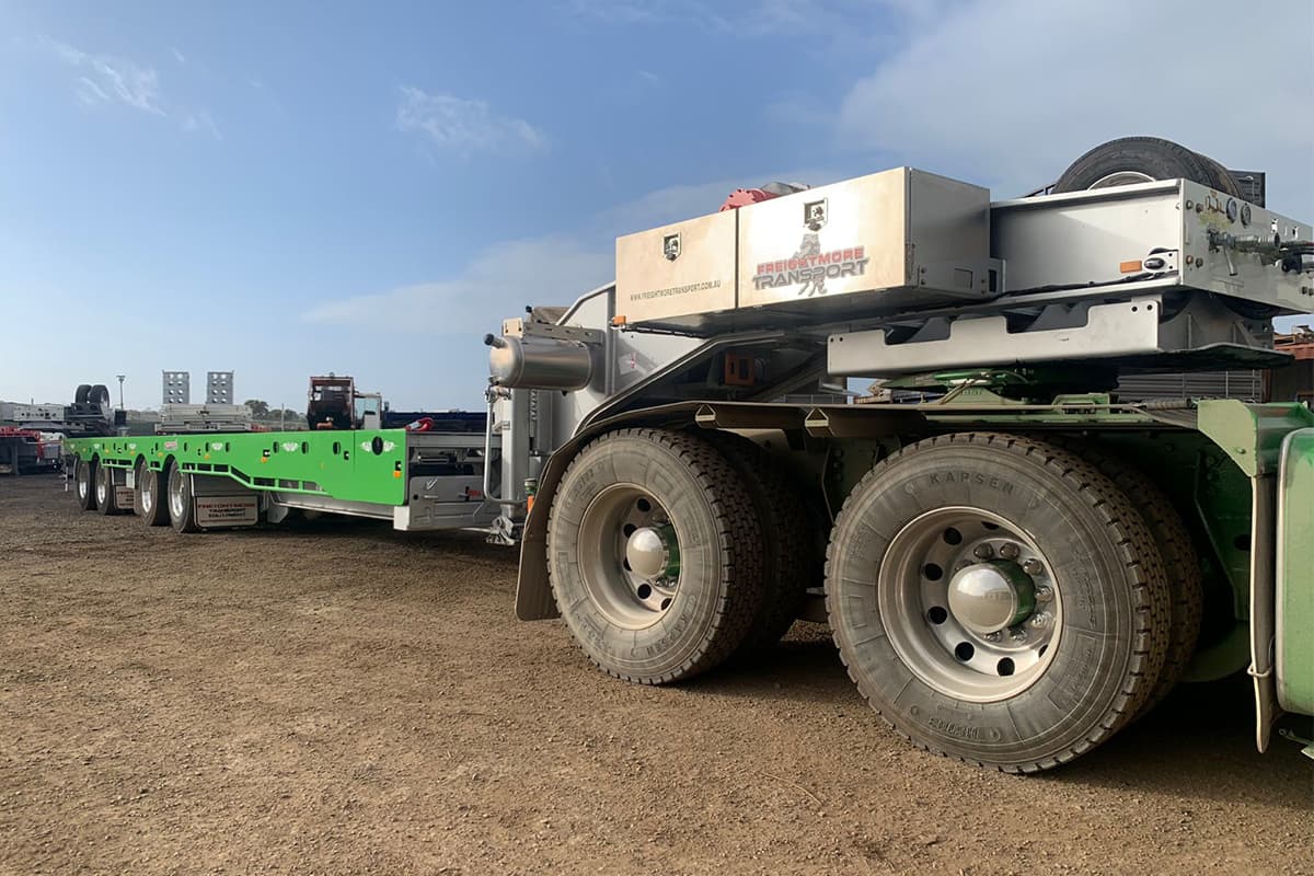 Quad Axle Mega Tilt with Gooseneck