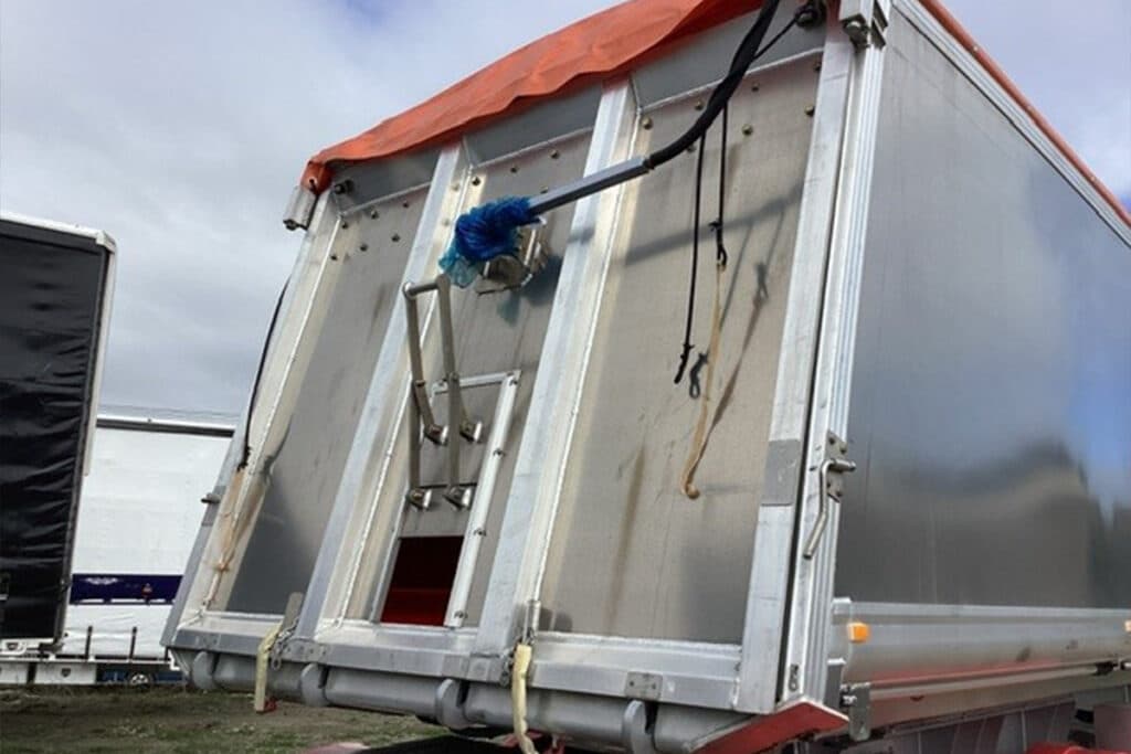 Stag/Stay Connect Aluminium Tipper