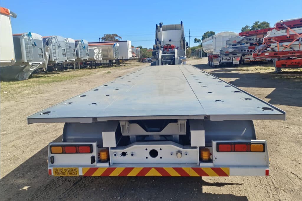 Quad Axle Mega Tilt with Gooseneck